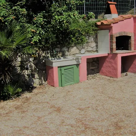 By Interhome Appartamento *
